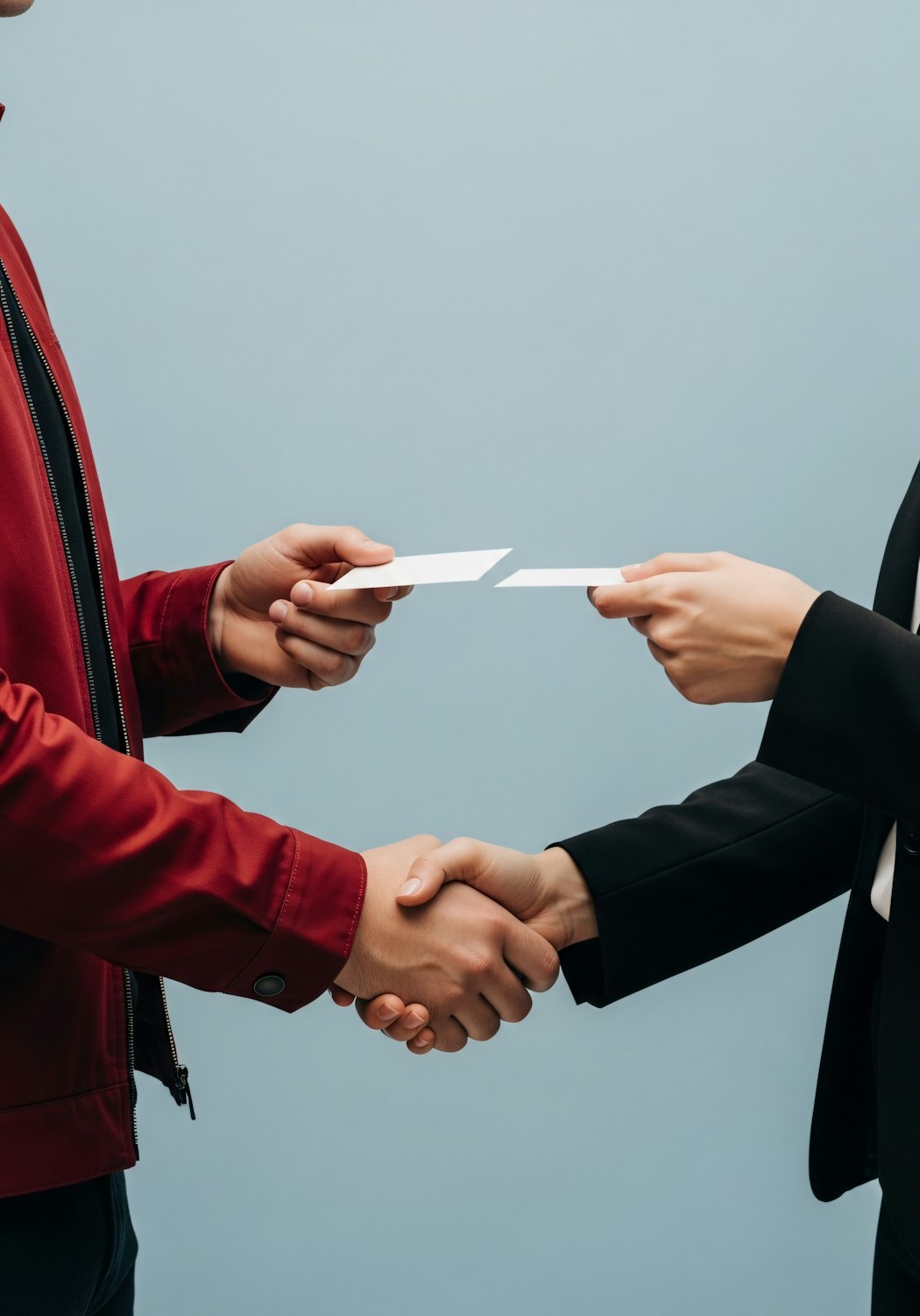 A person actively networking and making connections, illustrating the crucial phase of acquiring and engaging channel partners.